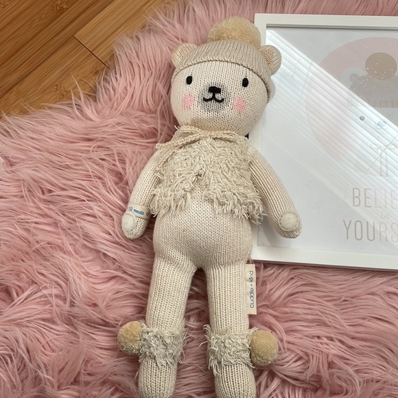 Cuddle + Kind 13” Stella the polar bear - Picture 2 of 6